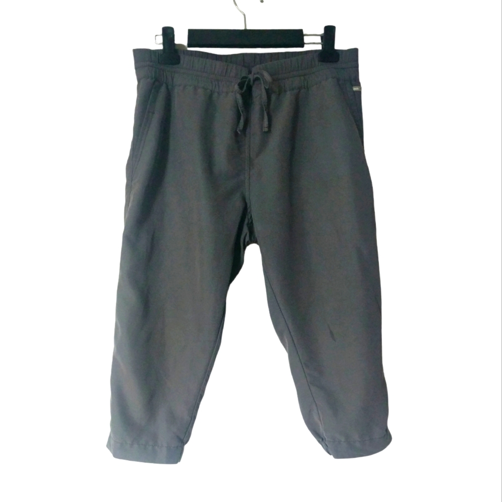 Bench Gray Clam Digger Pedal Pushers Capris S